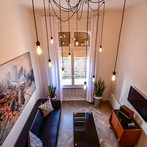 K89: Designer Apartamento Budapest